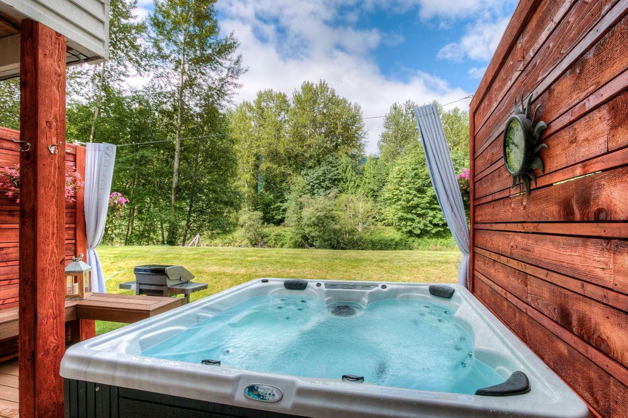 Moon River Suites #1 North Bend Εξωτερικό φωτογραφία